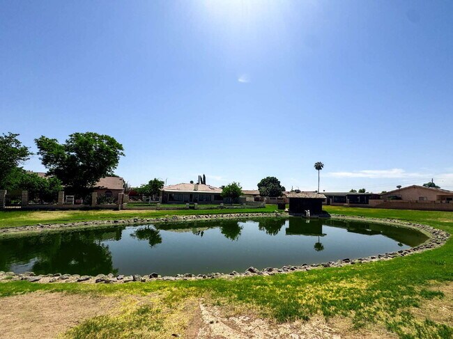 Building Photo - "Charming 2-Bedroom Oasis in Yuma with Mod...