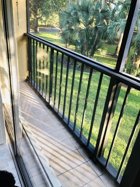 Balcony with view - 2895 SW 22nd Ave