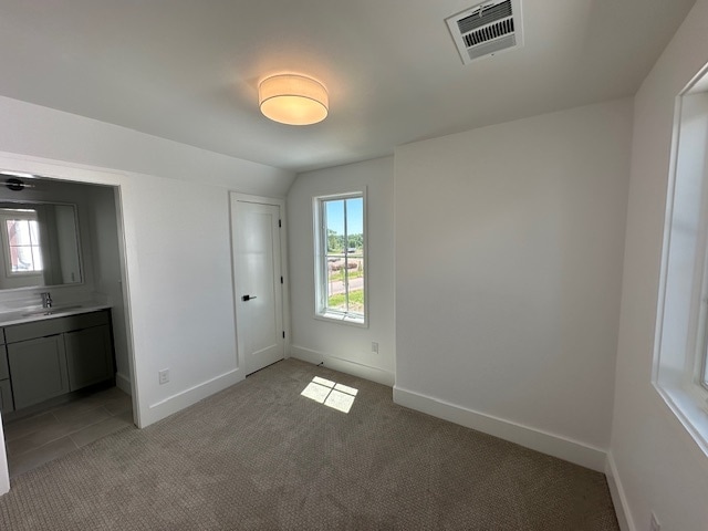 Building Photo - 916 Pedalers Ln
