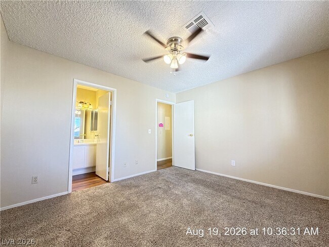 Building Photo - 705 Rock Springs Dr