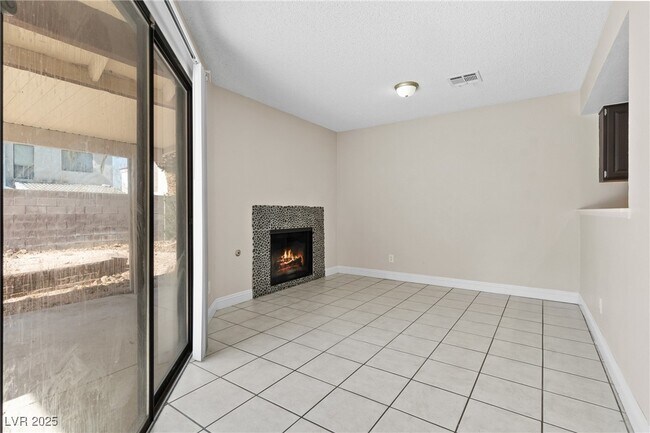 Building Photo - 6609 W Joe Michael Way