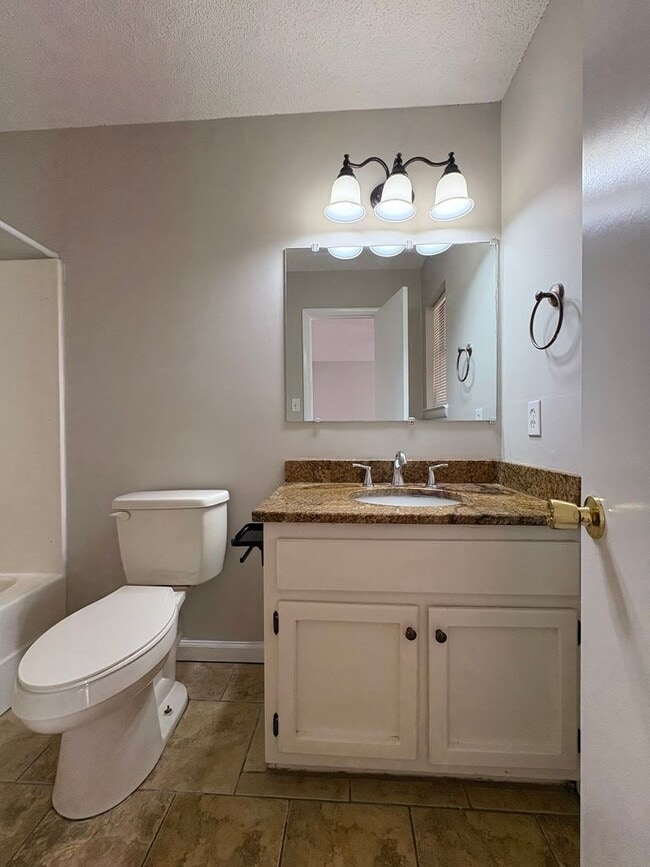 Building Photo - For Rent