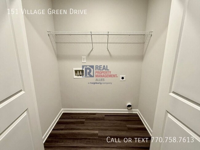 Building Photo - 151 Vlg Grn Dr