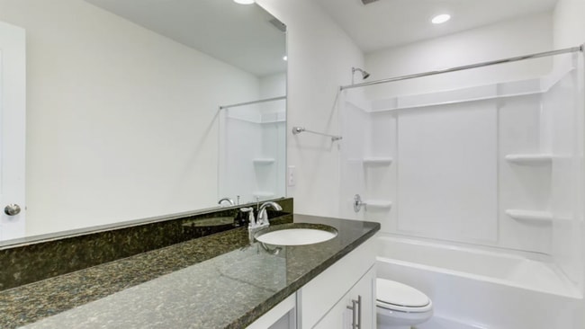Building Photo - Available Now - Beautiful Open Floorplan 3...