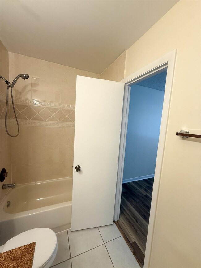 Building Photo - 11474 NW 42nd St