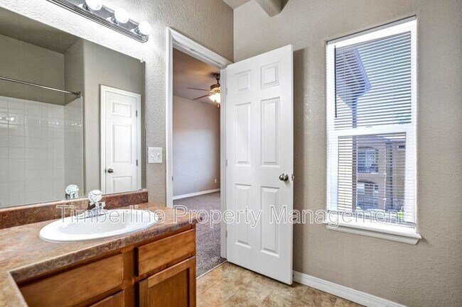 Building Photo - 4880 Kerry Lynn View