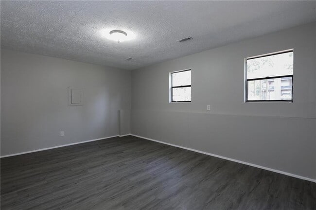 Building Photo - 6683 Cameron Rd