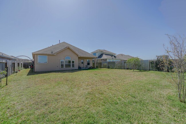 Building Photo - 3417 Fawnwood Dr
