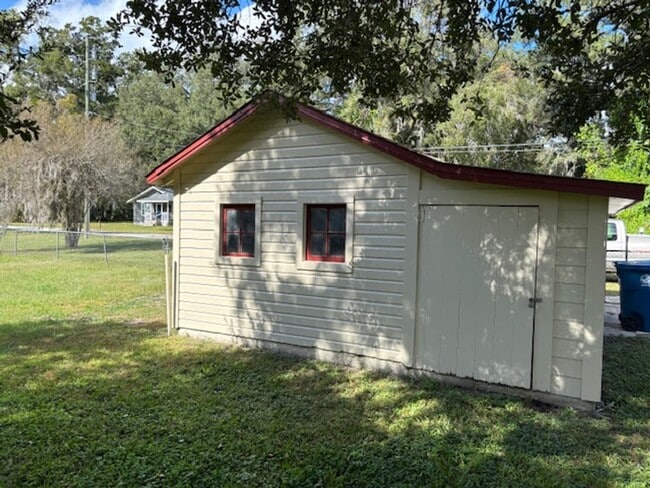 Building Photo - 8469 Cobb Rd