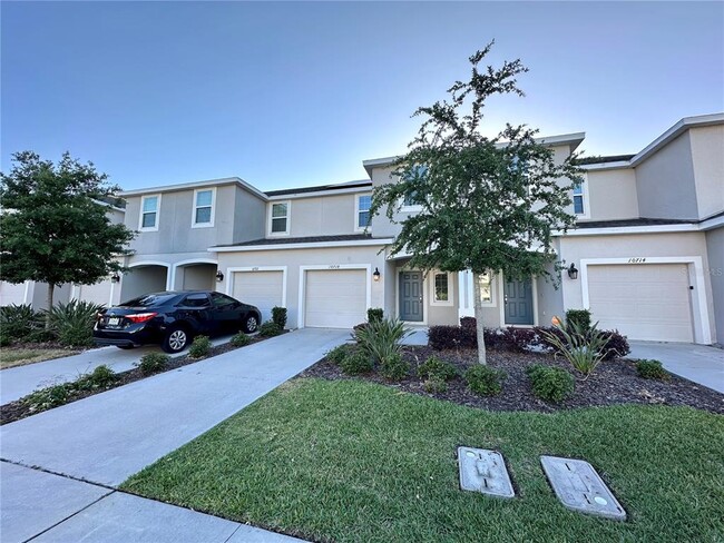 Primary Photo - 10718 Silk Tree Ct