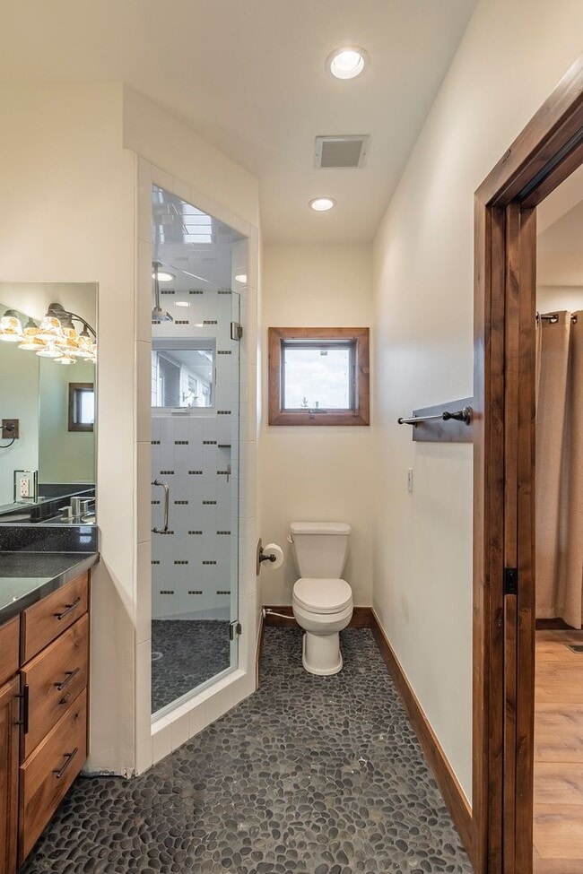 Building Photo - Ranch home in Kamas