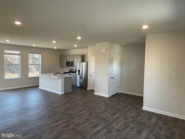 Building Photo - 95 Filbert Dr