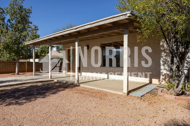 Building Photo - Great Home with NO HOA Located in Casa Grande