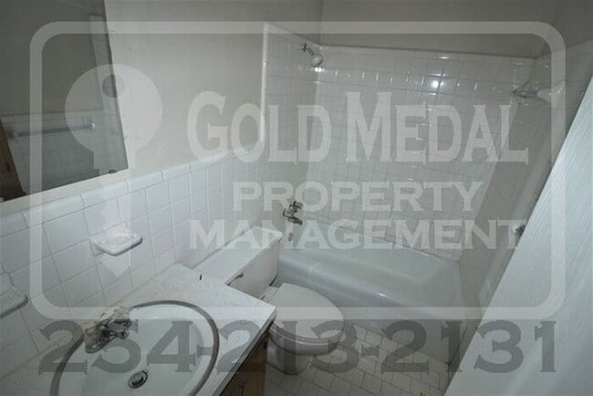 Building Photo - 810 Pecan Cir