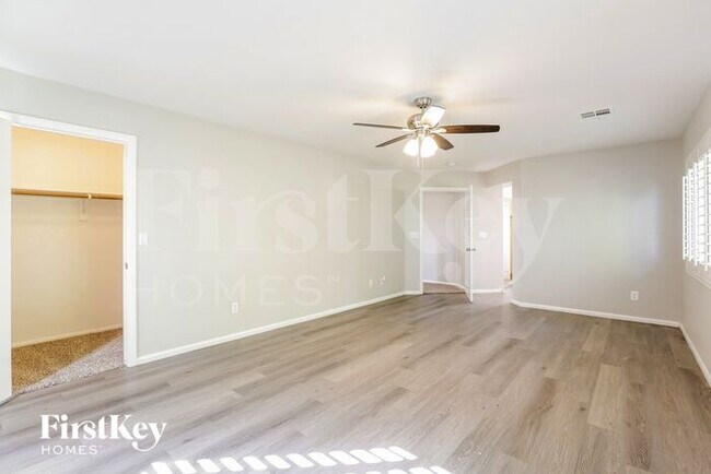 Building Photo - 10712 Silver Pyramid Ct