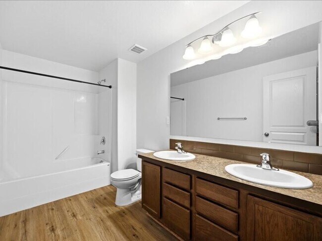 Building Photo - 9352 W 9th Pl