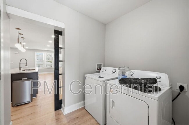 Building Photo - 562 Gary Rd NW