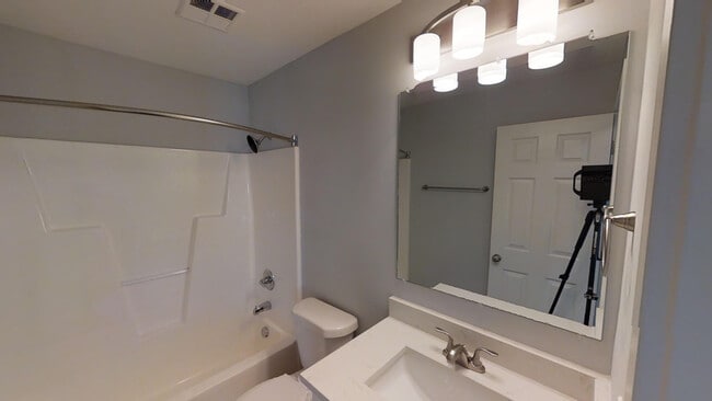 Bathroom - SomerStone Estates