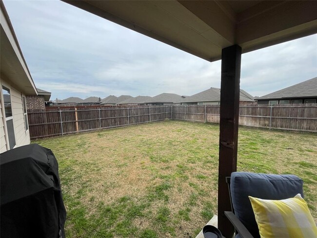 Building Photo - 2521 Weatherford Heights Dr
