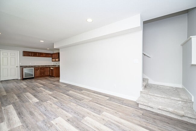 Building Photo - GEORGETOWN Duplex - SW Columbia – 3 Bed, 3...