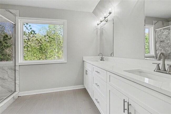 Building Photo - 3185 Tackett Rd