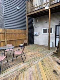 Building Photo - 1255 N Honore St