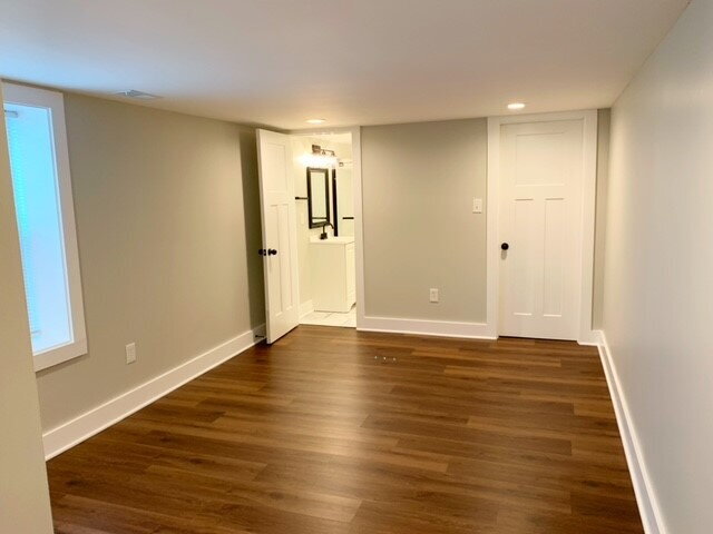 Building Photo - BUTLER UNIVERSITY 4BR/4BA PROFESSIONALLY REMODLELED!!   PERFECT FOR 4 ROOMATES!