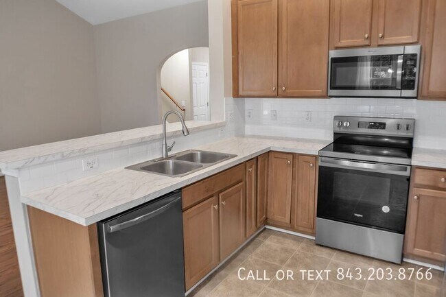 Building Photo - 2407 Storen St