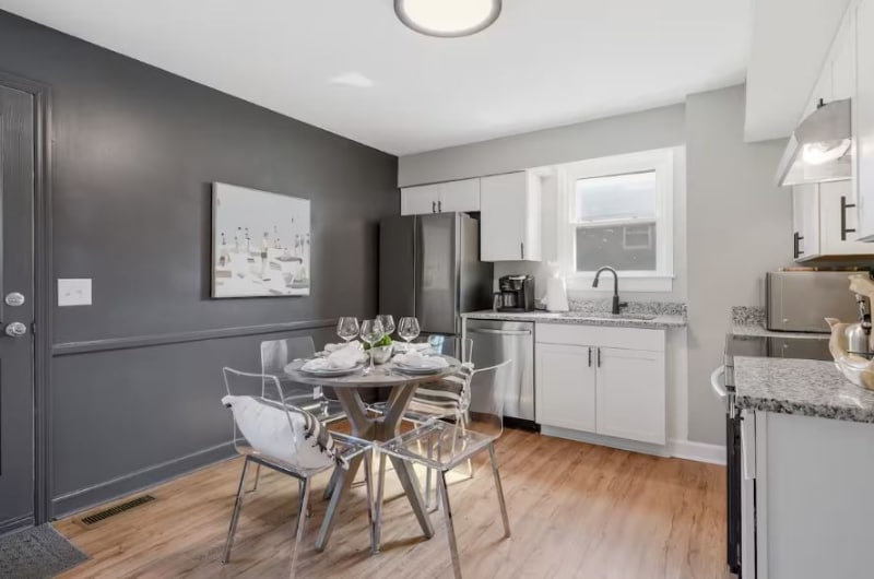 Building Photo - 179 Anderson Ln