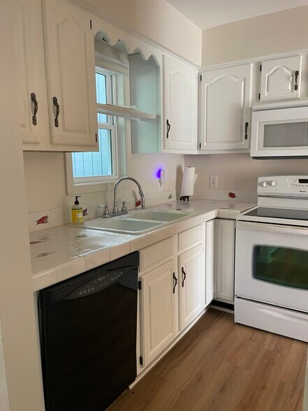 Kitchen - 7978 Hickory Nut Gap Rd