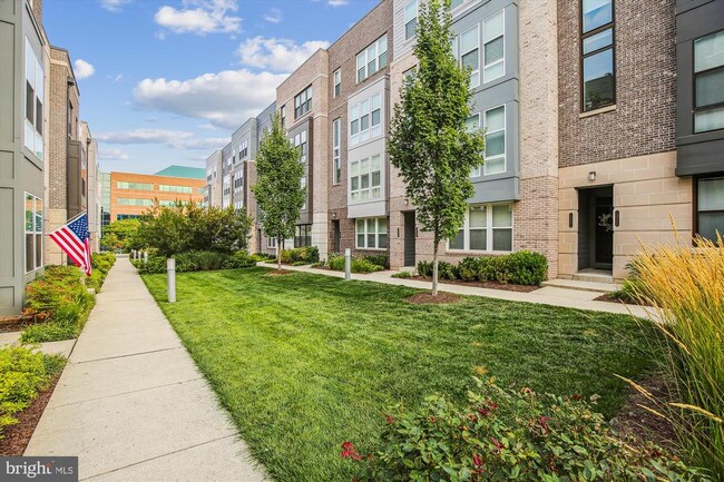 Building Photo - 13411 Launders St