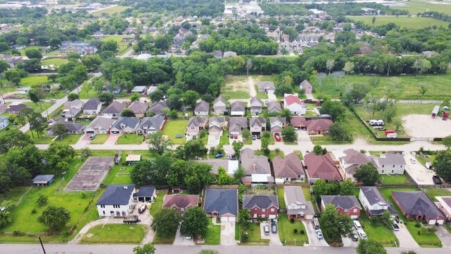 Building Photo - 8914 Dirby St