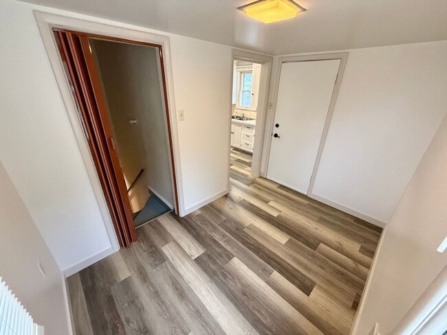 Building Photo - Approved Applicant - 2 Bedroom Newly Remod...