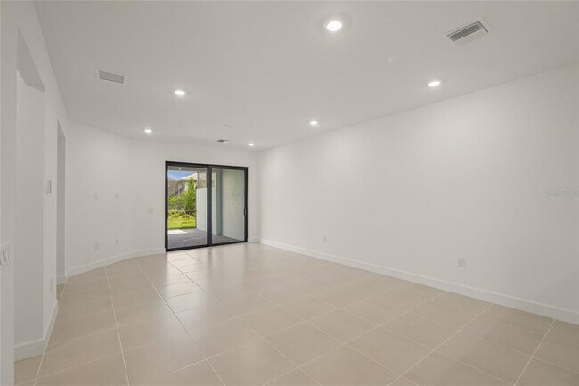 Building Photo - 14860 Misty Pond Lp