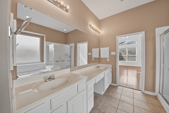 Building Photo - 7907 Swan Hollow Ct