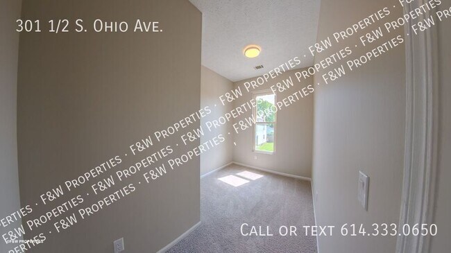 Building Photo - 301 1/2 S. Ohio Ave.-