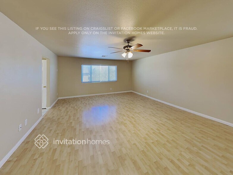 Building Photo - 4112 N Dream Day St