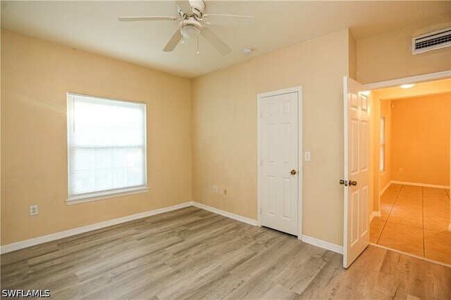 Building Photo - 23640 Walden Center Dr