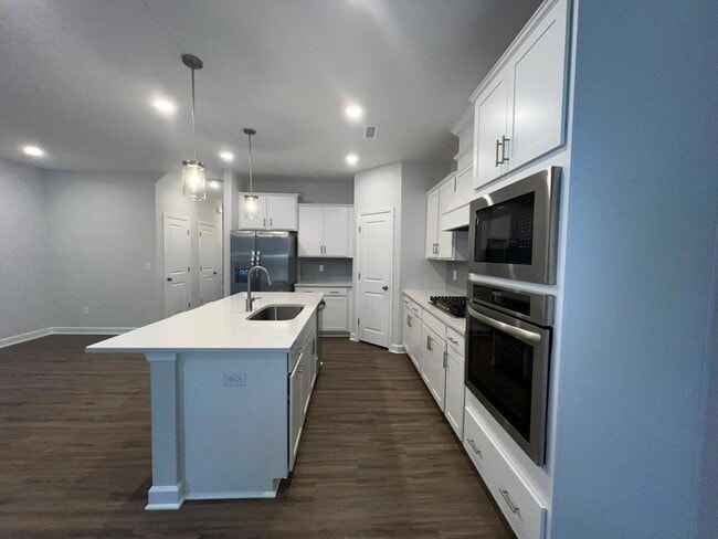 Building Photo - 17 Fairwinds Dr