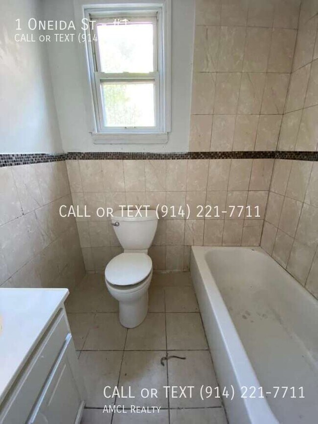 Building Photo - 1 Oneida St