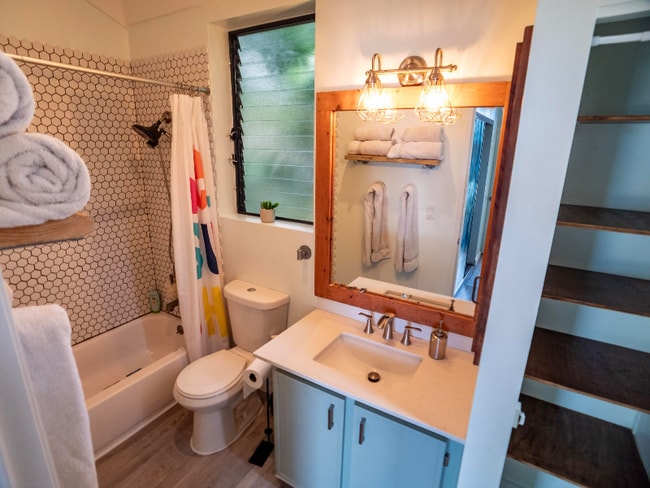 Building Photo - 77-301-301 Noelani Way