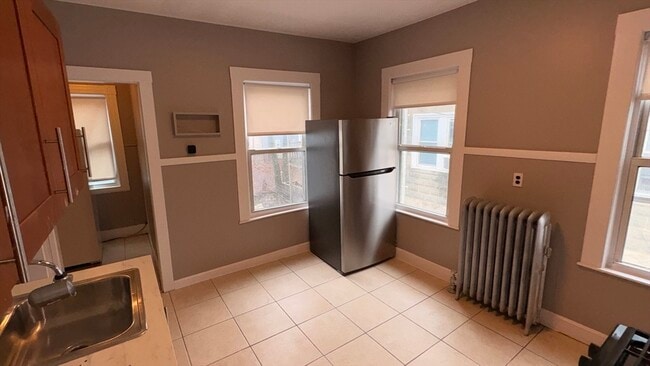 Building Photo - 29 Lincoln St