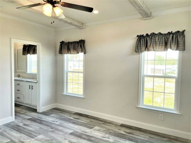 Building Photo - 10789 SW 30th Ct