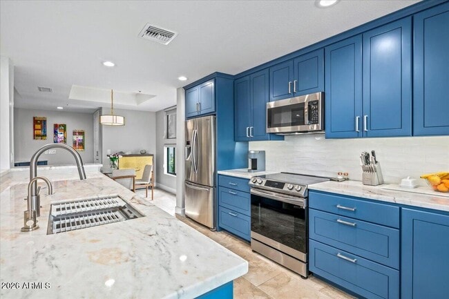 Building Photo - 7700 E Gainey Ranch Rd