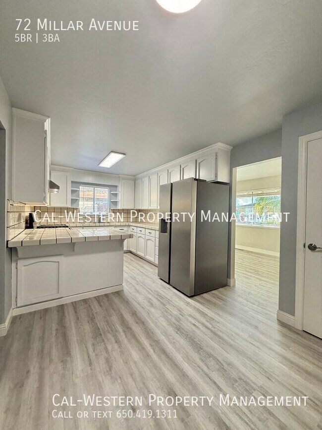 Building Photo - 72 Millar Ave