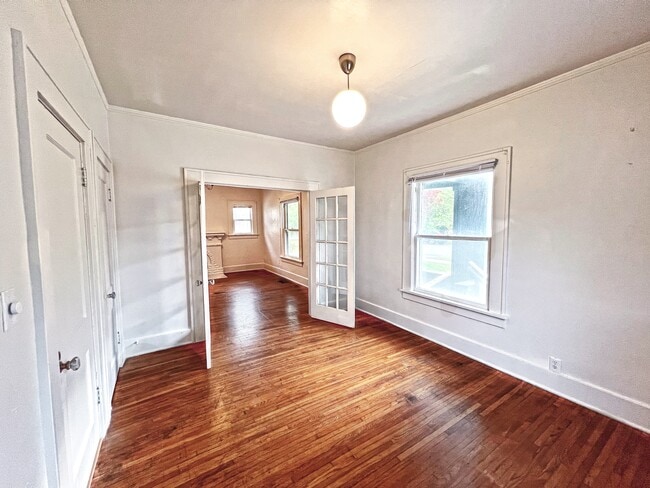 Bedroom 1 - 1418 South Elwood Avenue