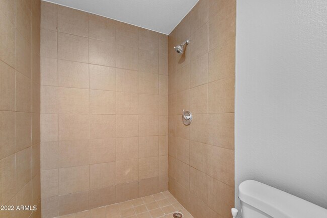 Building Photo - 5104 N 32nd St