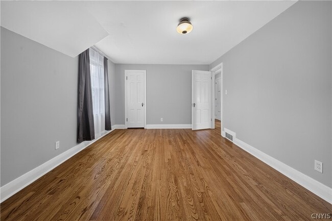 Building Photo - 103 Pelham Rd