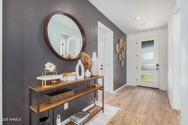 Building Photo - 5654 N 88th Ln