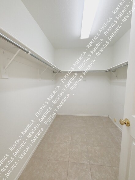 Building Photo - 776 E Cowboy Cove Trail